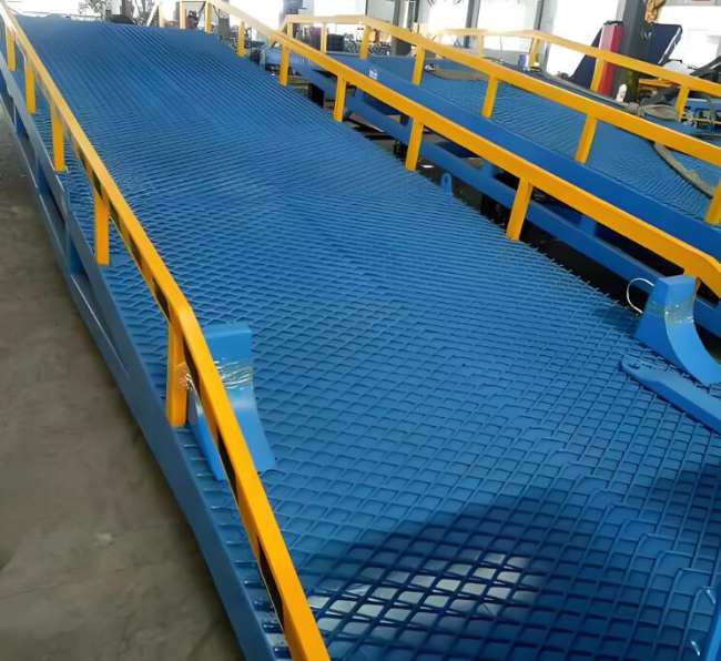 仁布移动式液压登车桥